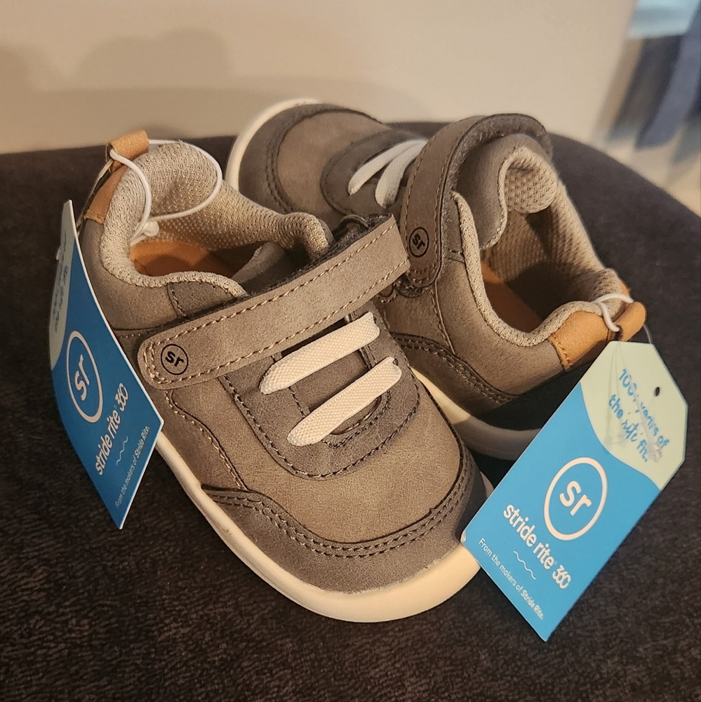Stide Rite 360 Toddler Sneakers NWT